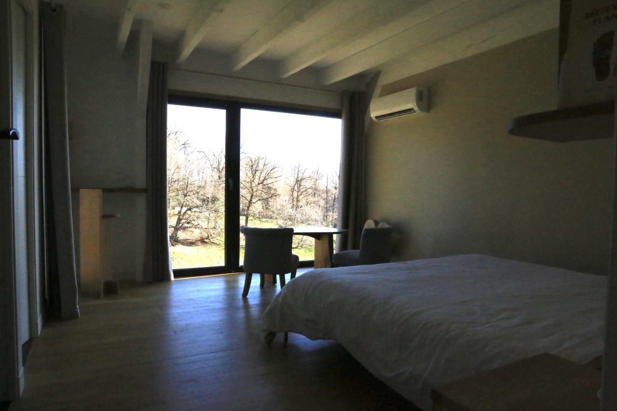 Bed and Breakfast Aux Logis De Fonfroide Chez Mylene & David Marcoles Экстерьер фото